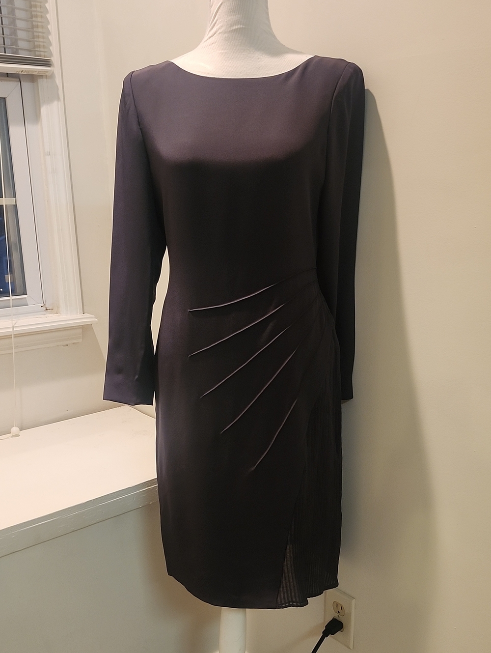 Carolina Herrera 100% Silk Dress Black Gray Size 6 Long Sleeve Vintage